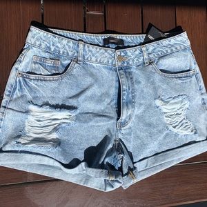 Forever 21 plus acid wash shorts!
